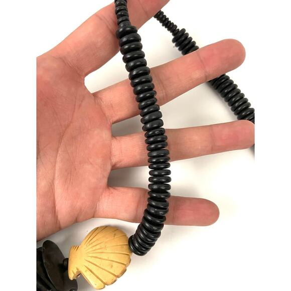 Boho Unique Wooden Beaded Chips Necklace 30" Carved Shell Beads Chunky VTG 90's - Picture 7 of 12